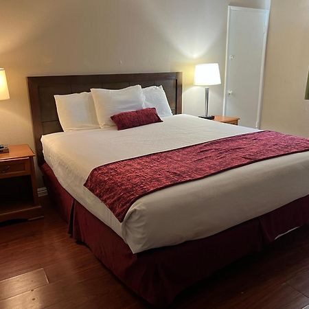 Hometown Inn North Hills San Fernando Eksteriør billede
