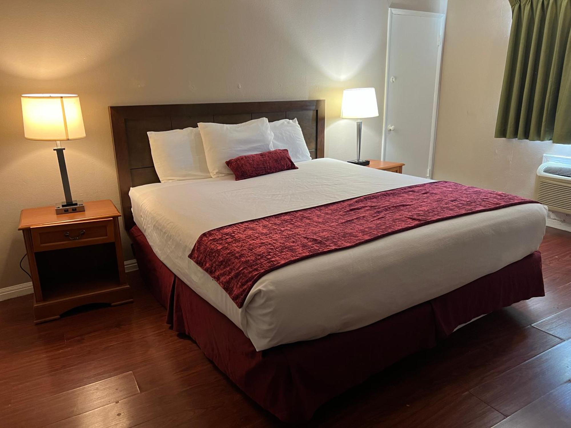 Hometown Inn North Hills San Fernando Eksteriør billede